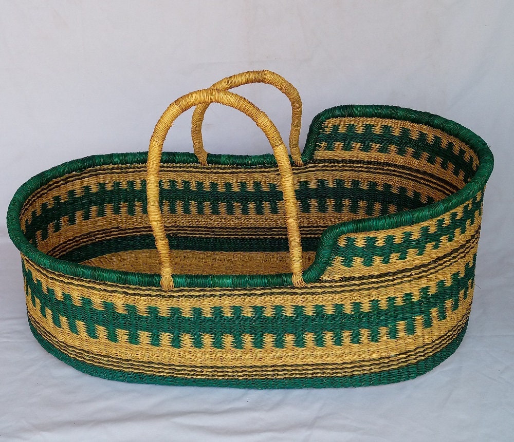New mom gift basket | Twin bed | Doppelbett| Toddler beds | kleinkinderbetten | Travel baby bed | Bedroom furniture | Moses basket for baby - AfricanheritageGH