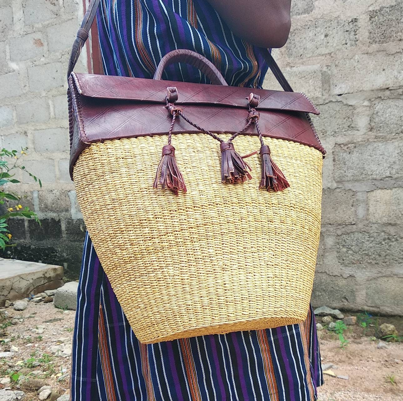 Messenger bag | Shoulder bag | Women bag | Straw bag embroidered | Straw bag beach | Tote bag | Basket bag | Beach bag | Straw bag round - AfricanheritageGH