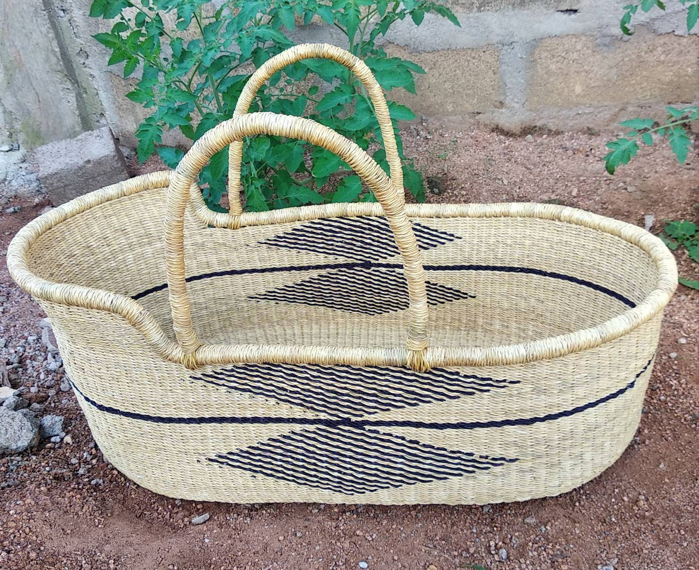 Baby bed | Moses basket | Baby bassinet | Lit de bébé | Babybett | Baby Moses basket | Moses basket bedding | Baby lounger | Toddler bed - AfricanheritageGH