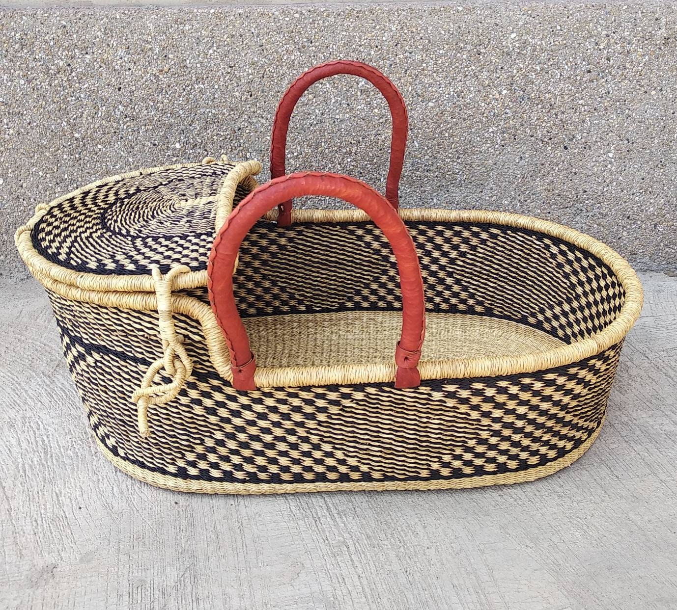 Moses basket for baby | platform bed | Baby shower gift | Baby bed | African moses basket | Gift for mom |Nursery decor | Baby gift|Bassinet - AfricanheritageGH