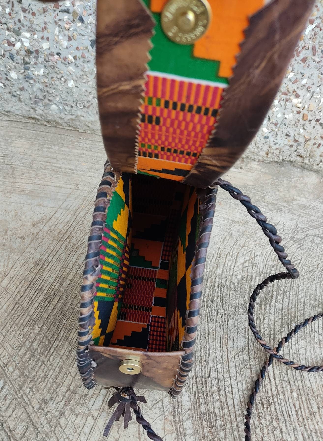 Straw handbag | Straw bag | Basket bag | African baskets | Straw tote bag |Straw purse |Handmade round straw bag |Straw beach bag|Straw tote - AfricanheritageGH