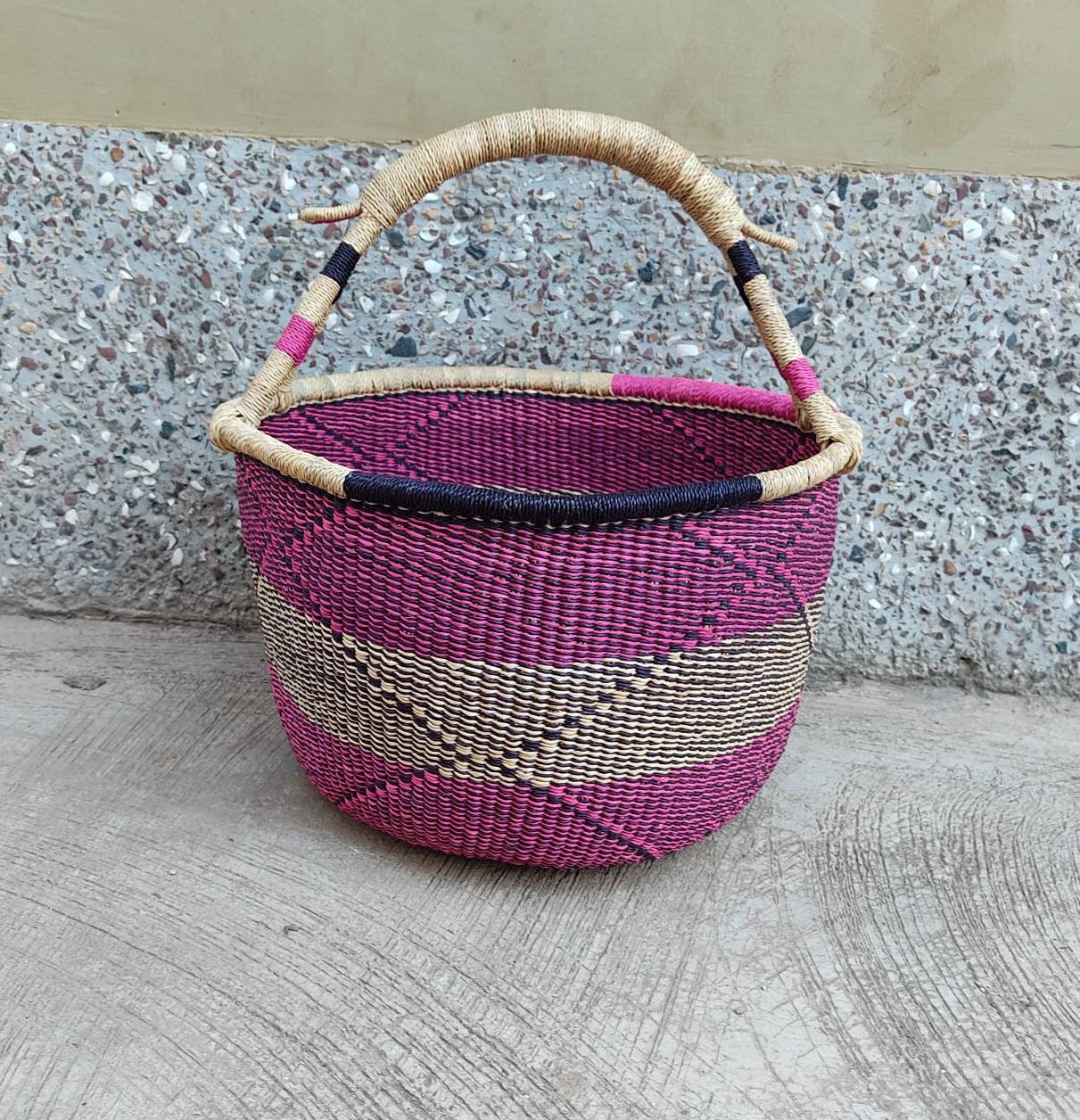 Storage basket |African basket| Straw bag | Woven basket | Gift basket | African market basket| handmade basket|Market Basket| Bolga Basket
