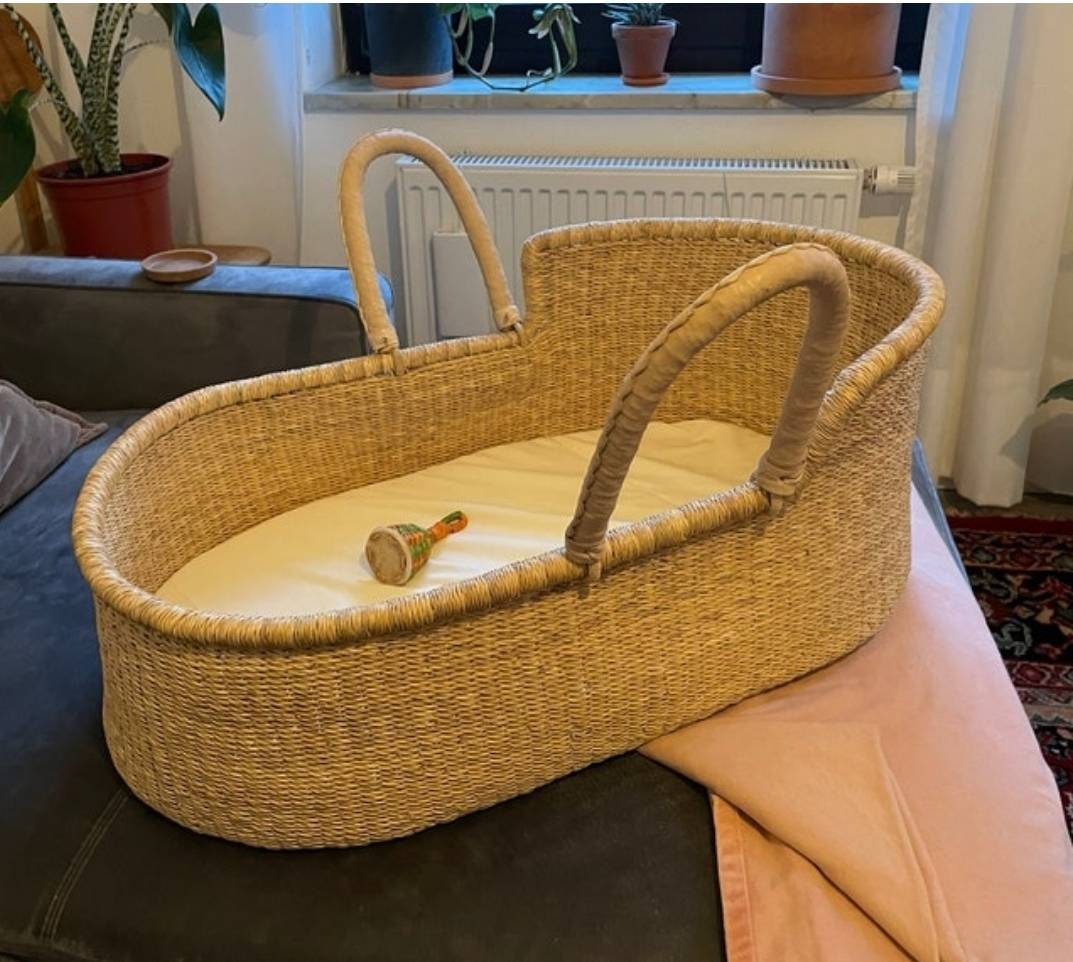Moses basket | Woven Baby Basket | Baby bassinet  | Baby Moses basket |Expecting mom gift| Baby gift basket | Baby mobile |Bed frame