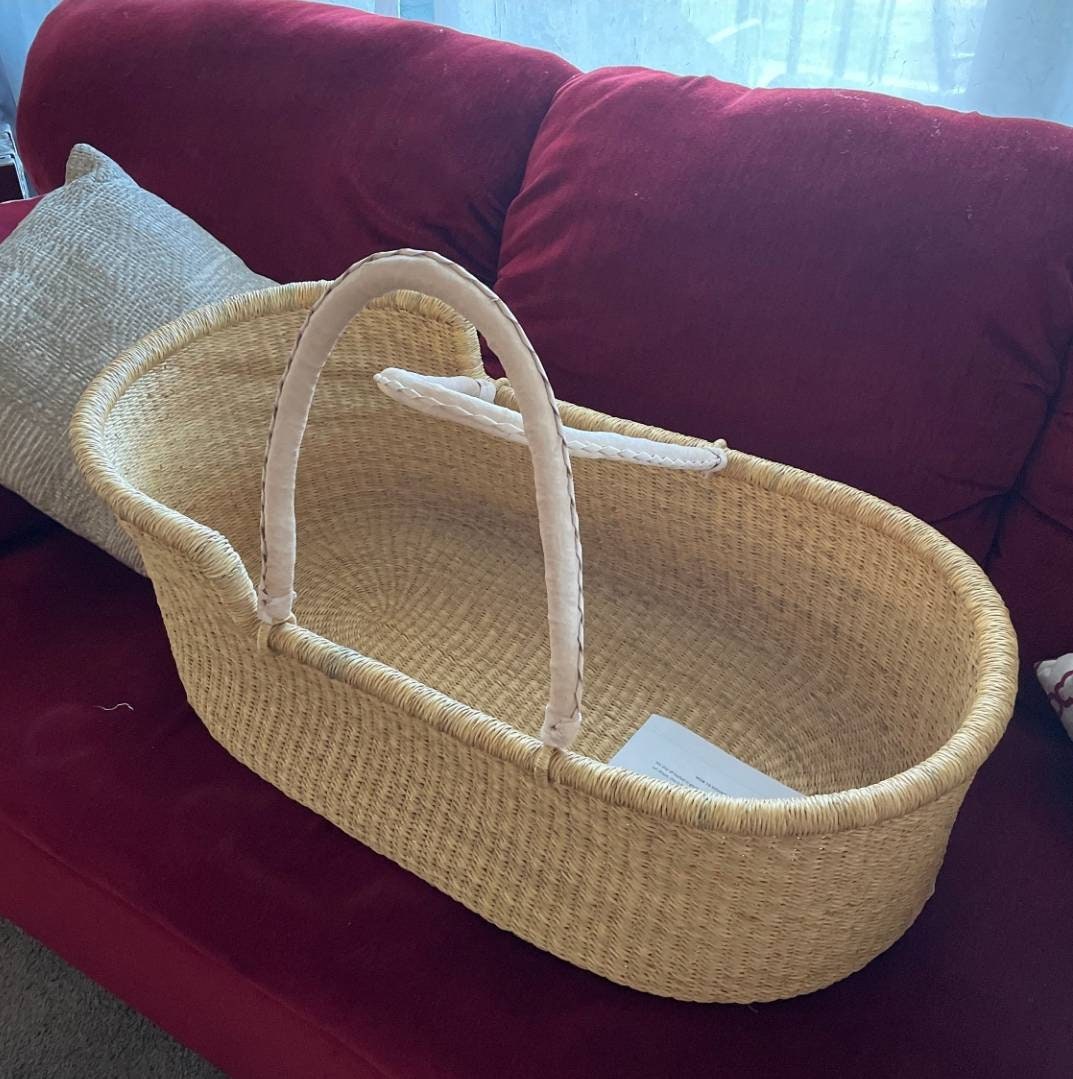 Moses basket | Woven Baby Basket | Baby bassinet  | Baby Moses basket |Expecting mom gift| Baby gift basket | Baby mobile |Bed frame